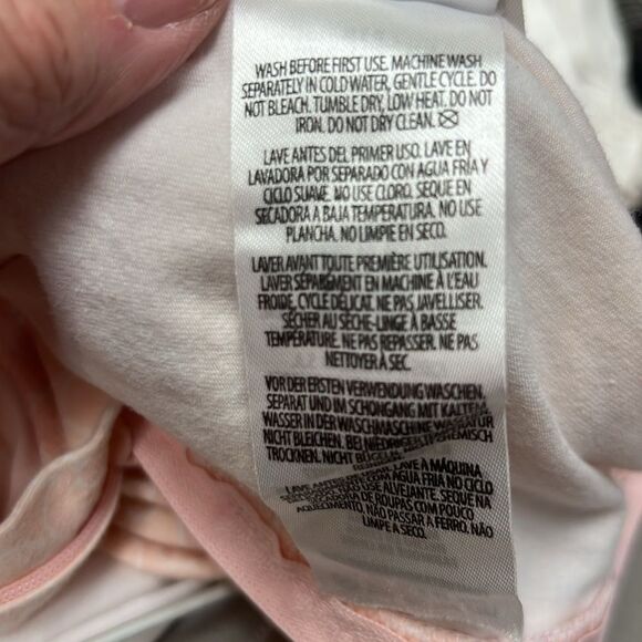 Comfort and Harmony Pale peach zip up sleep sac EUC size 0-3 months Pit - Picture 13 of 13